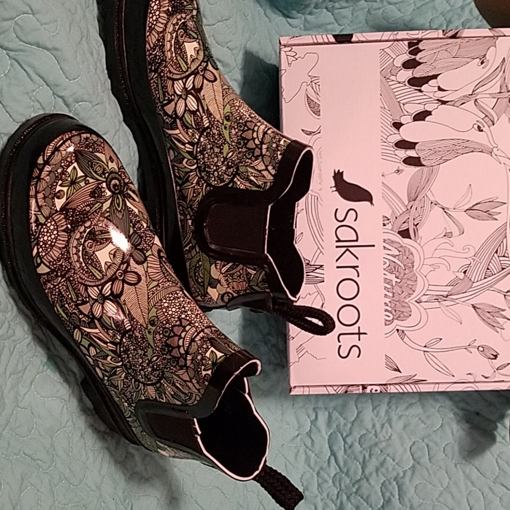 Sakroots rainboots